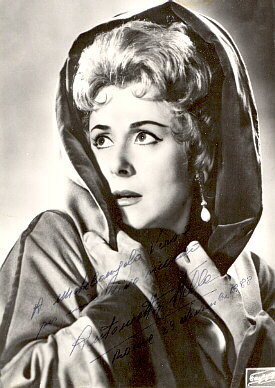 A photo of Antonietta Stella dedicated to M. Verso