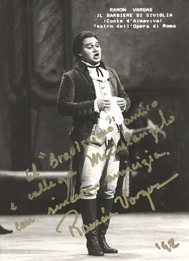 A photo of Ramon Vargas dedicated to M. Verso
